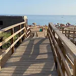 Stilysh 1br Pool & Private Parking Walk To 150m And Center Sleeps 4 (adults Only) Albufeira