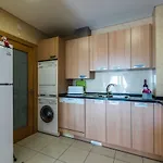 Stilysh 1br Pool & Private Parking Walk To 150m And Center Sleeps 4 (adults Only) Apartament Albufeira