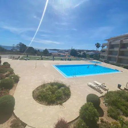 Stilysh 1br Pool & Private Parking Walk To 150m And Center Sleeps 4 (adults Only) * Албуфейра